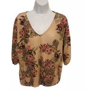 Lucky Brand Pink Floral V-Neck Top